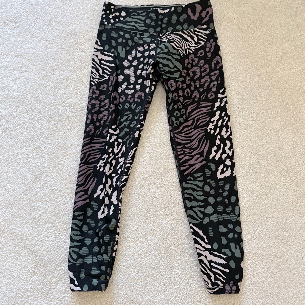 Calvin Klein Stylish Animal Print Leggings